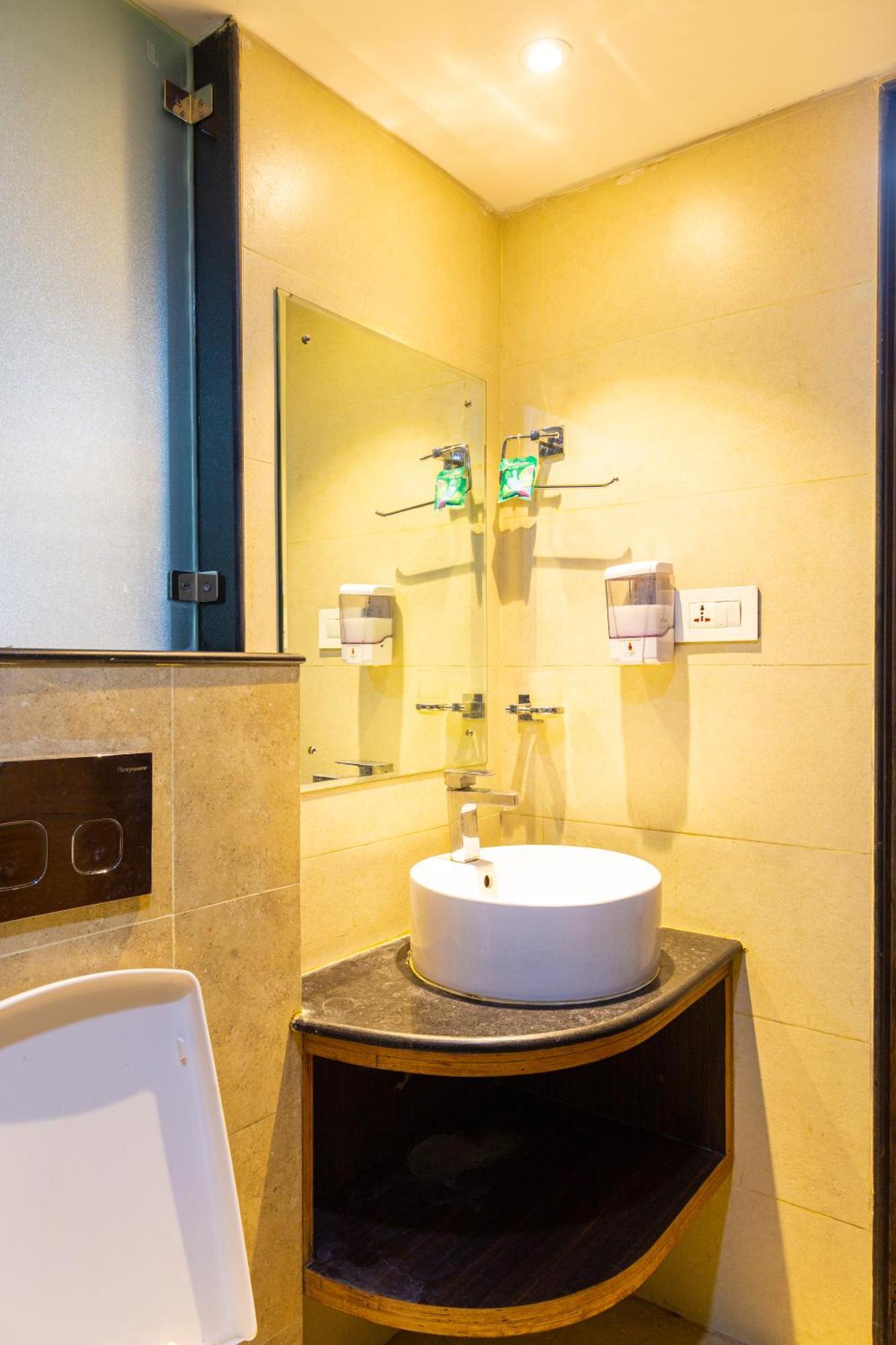 Hotel Tradition & Spa كاتماندو المظهر الخارجي الصورة